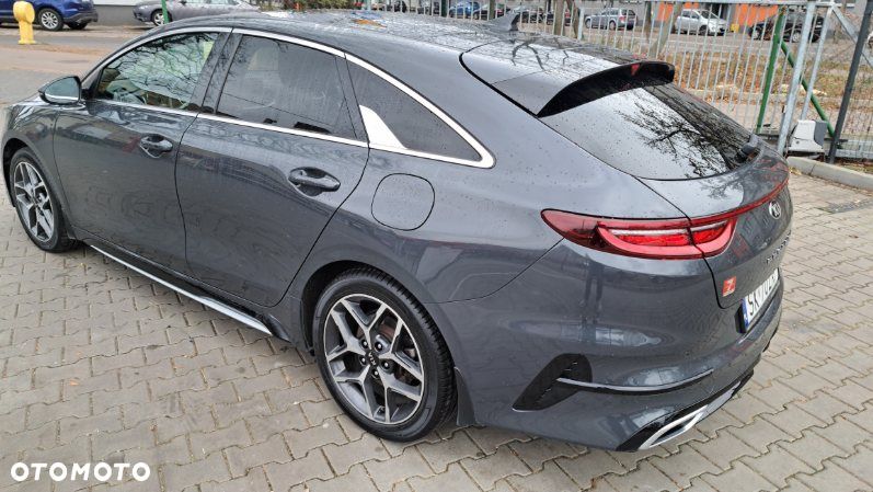 Kia ProCeed - 3