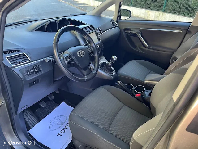 Toyota Verso 1.6 D-4D Comfort - 26