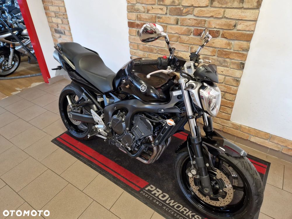 Yamaha FZ6 - 10
