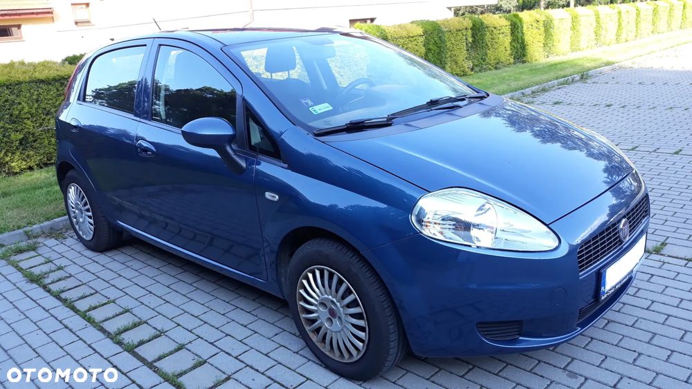 Fiat Grande Punto - 2