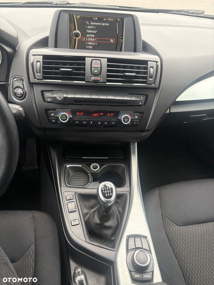 BMW Seria 1 118d DPF - 11
