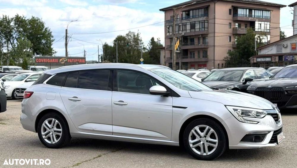 Renault Megane - 12