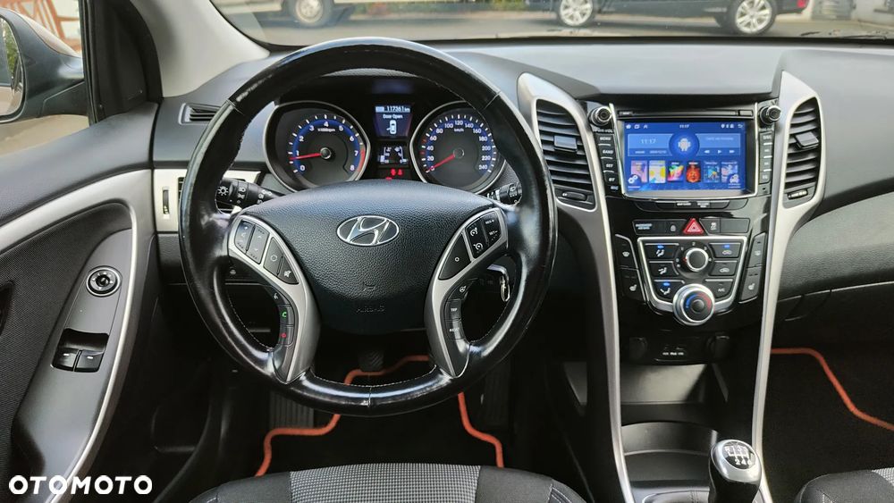 Hyundai i30 1.4 Style - 11