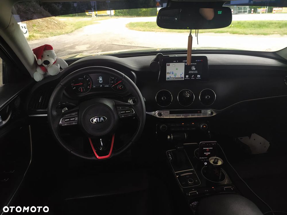 Kia Stinger 2.0 T-GDI GT Line - 9