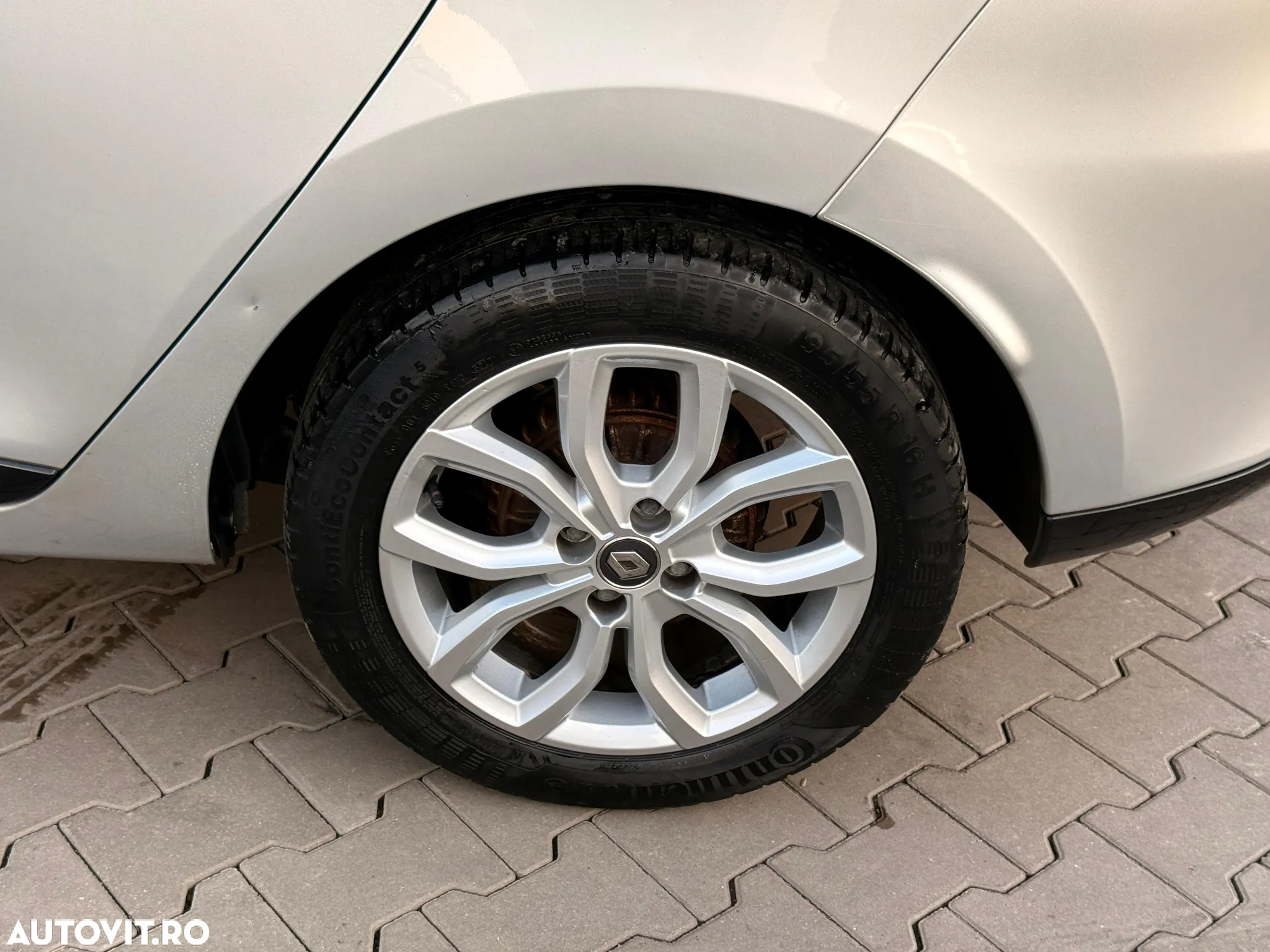 Renault Clio Grandtour (Energy) dCi 90 Start & Stop EDC INTENS - 5