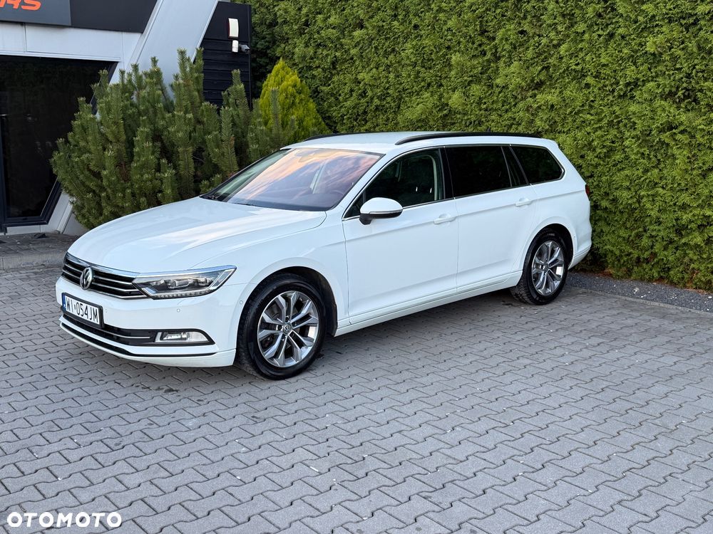 Volkswagen Passat - 19