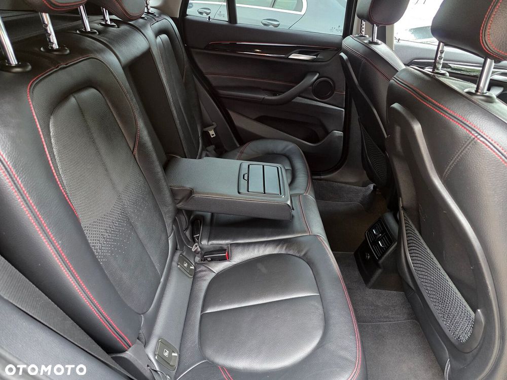 BMW X1 - 15