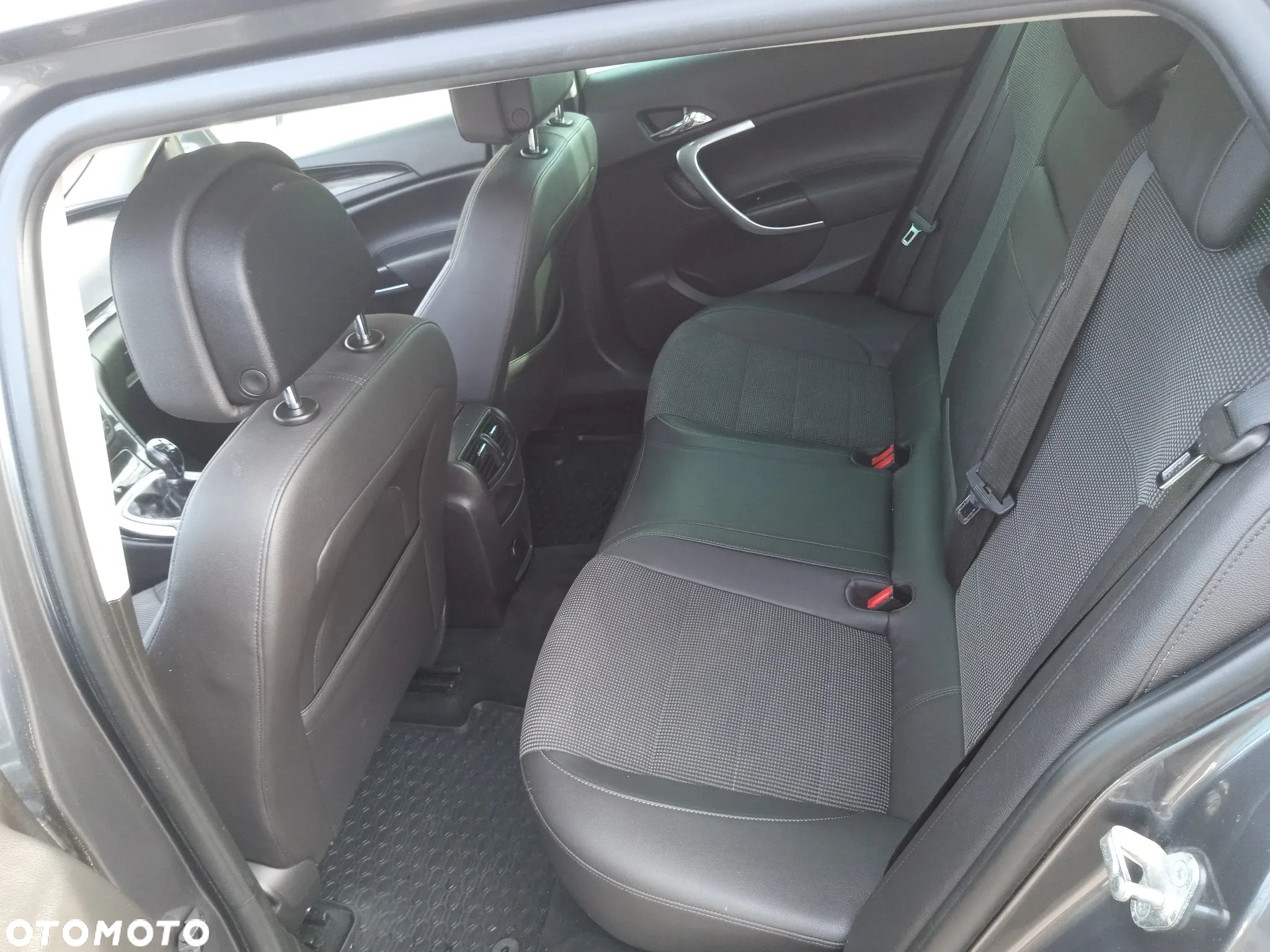 Opel Insignia 2.0 CDTI Sports Tourer - 8