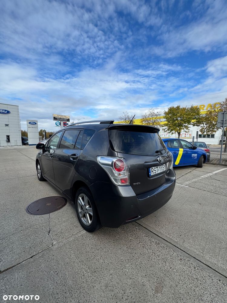 Toyota Verso 2.0 D-4D Sol 7os - 5