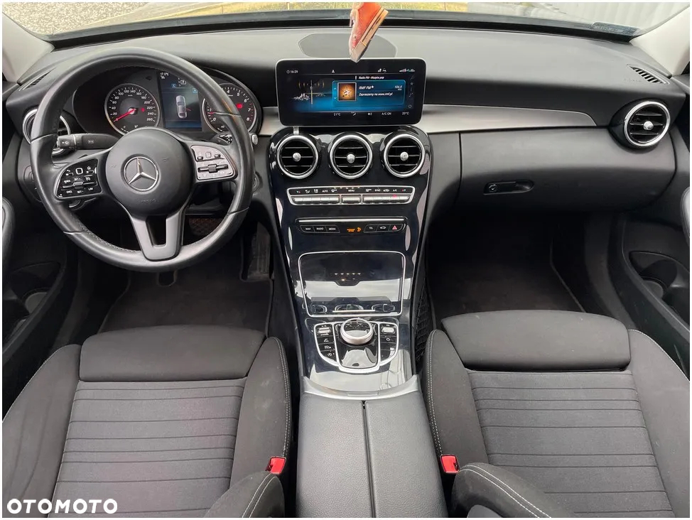 Mercedes-Benz Klasa C 180 9G-TRONIC - 20