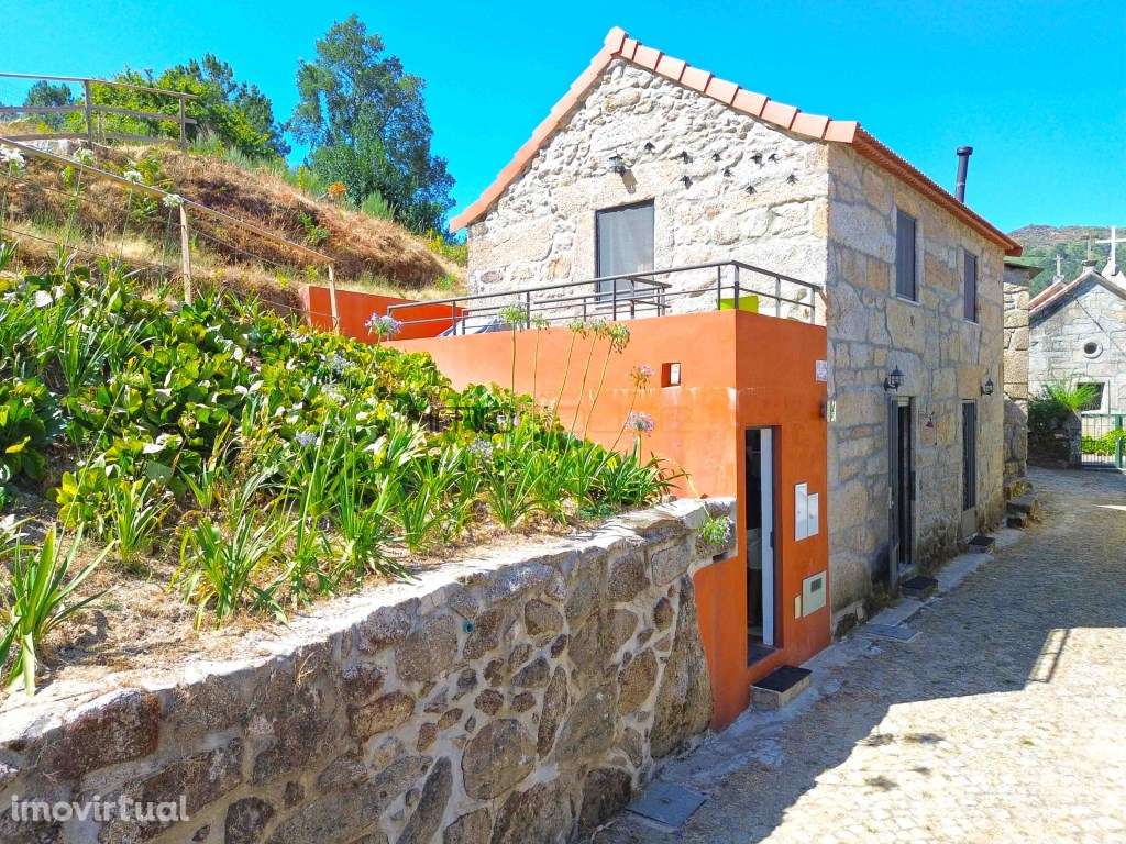 Casa T2 Restaurada na Serra da Freita - Grande imagem: 3/40