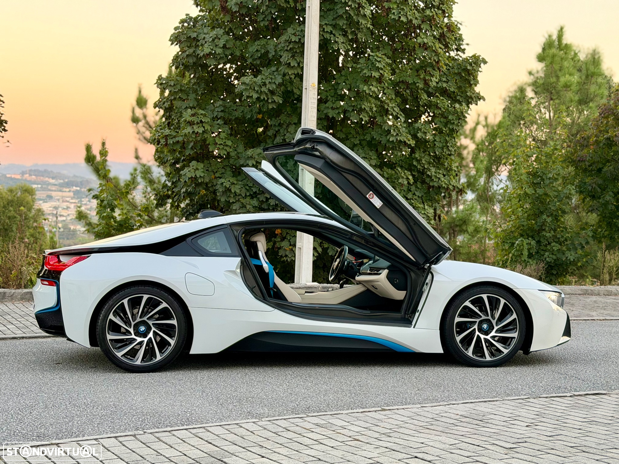 BMW i8 Standard - 24