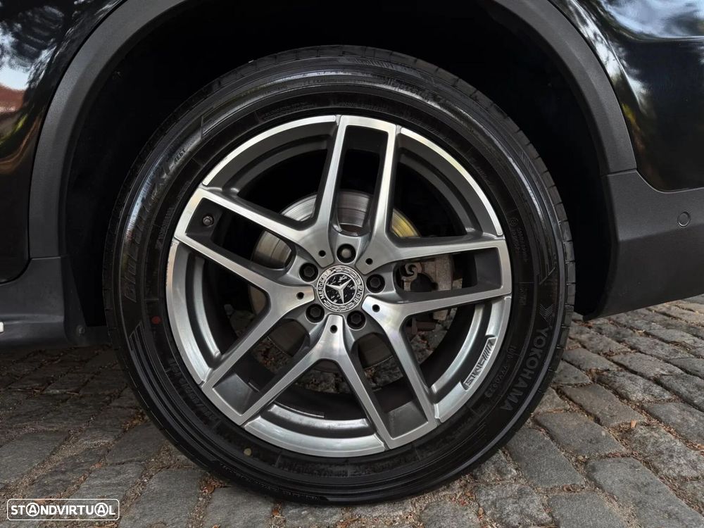 Mercedes-Benz GLC 220 d 4Matic 9G-TRONIC AMG Line - 11