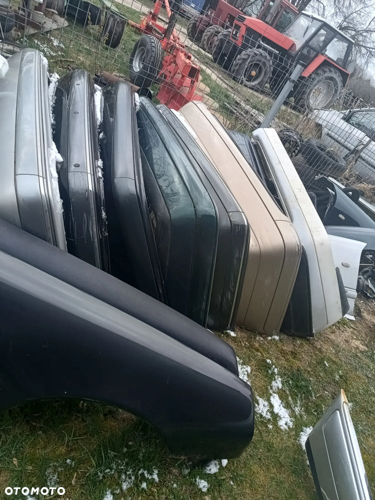 Klapa maska zderzak chłodnica Mercedes W210 e klasa - 14