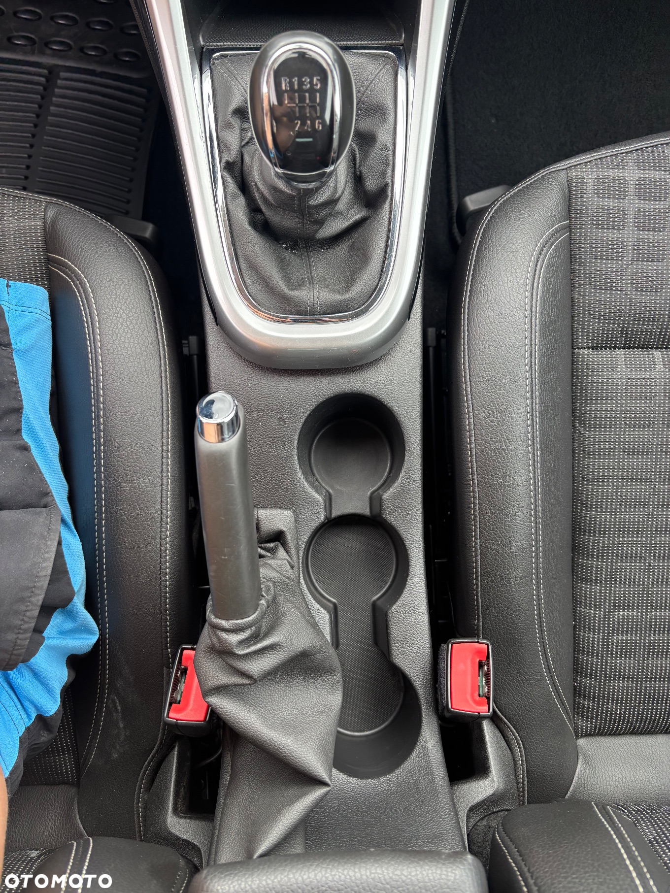 Opel Astra GTC 1.4 Turbo - 22