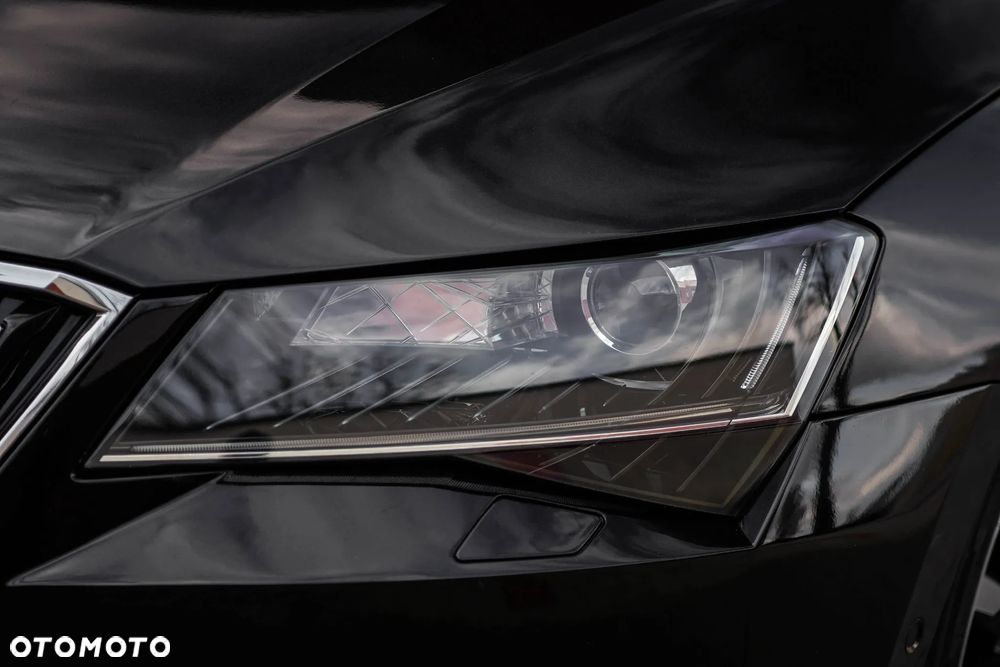 Skoda Superb 2.0 TSI DSG L&K - 14