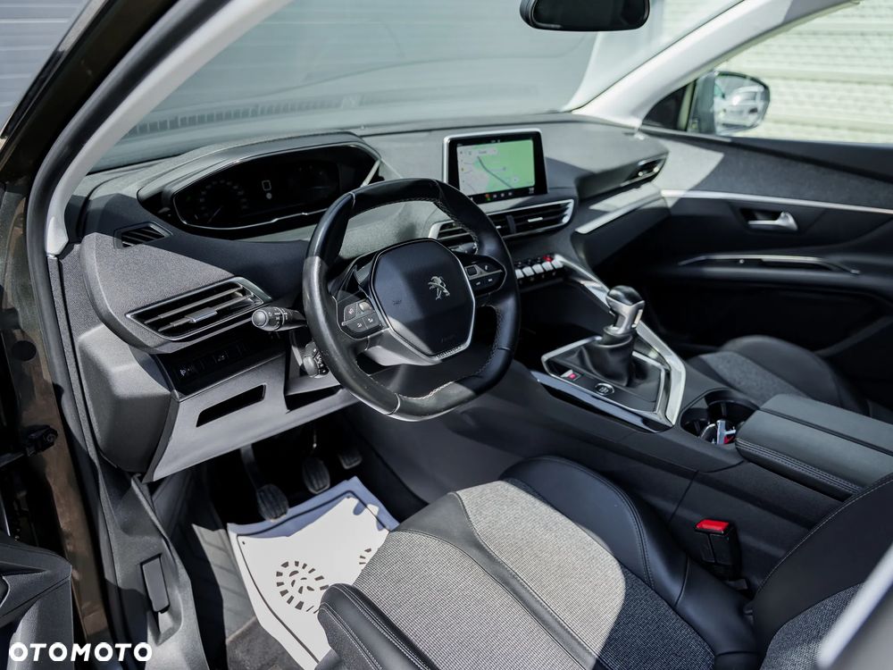 Peugeot 3008 BlueHDi 130 Stop & Start Allure - 17