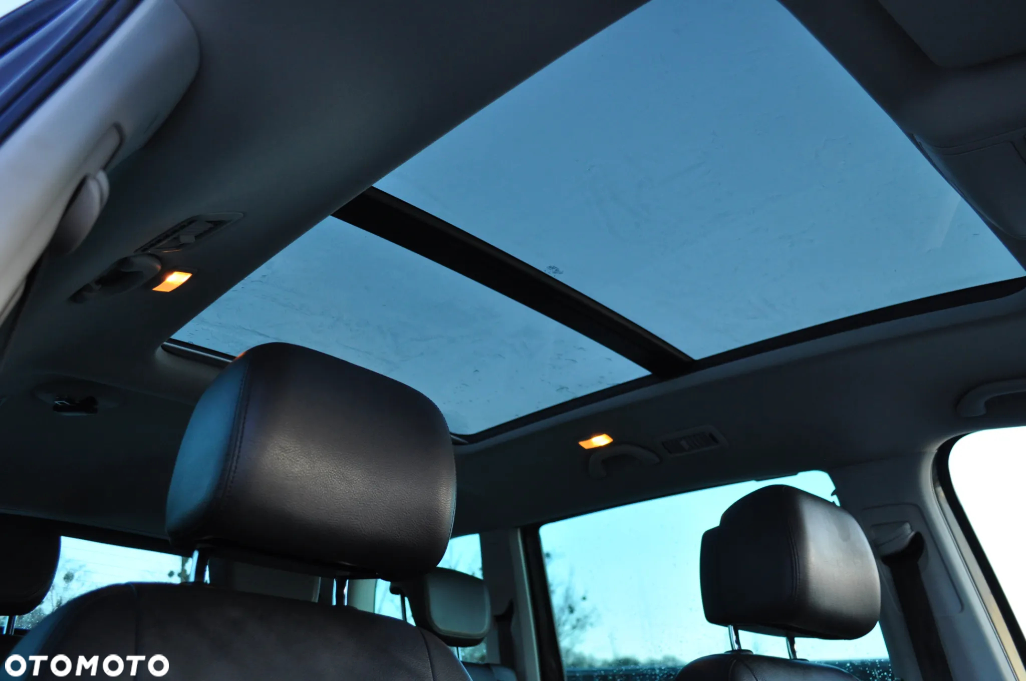 Volkswagen Sharan - 36