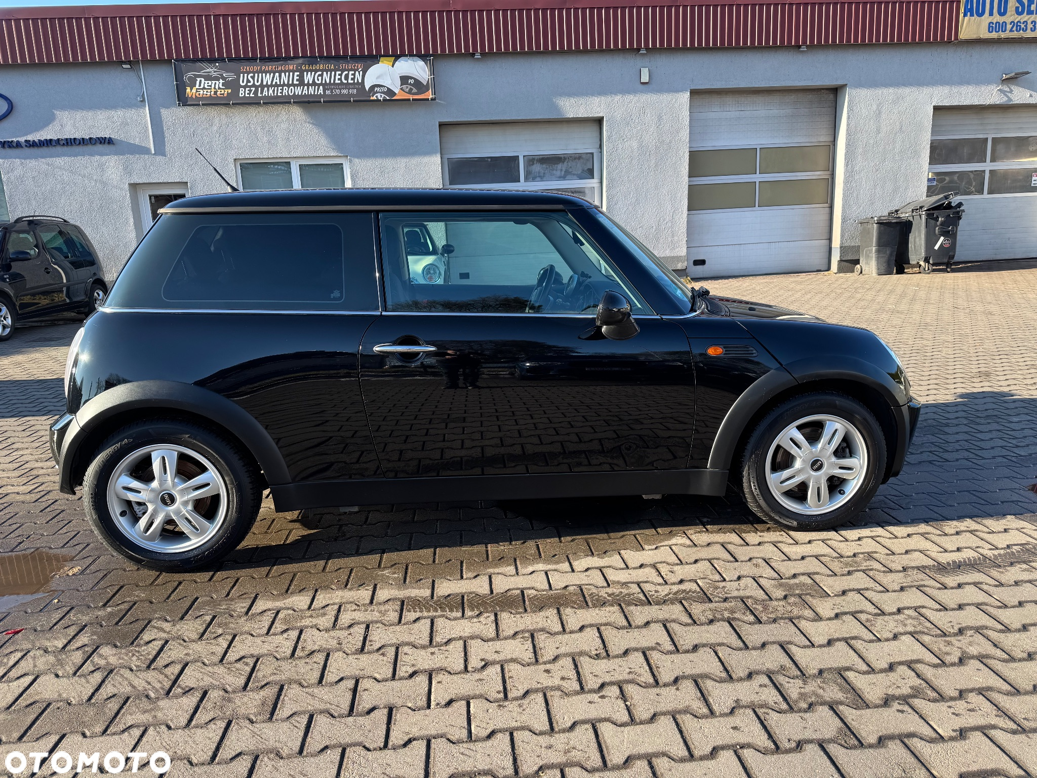 MINI ONE Standard - 2