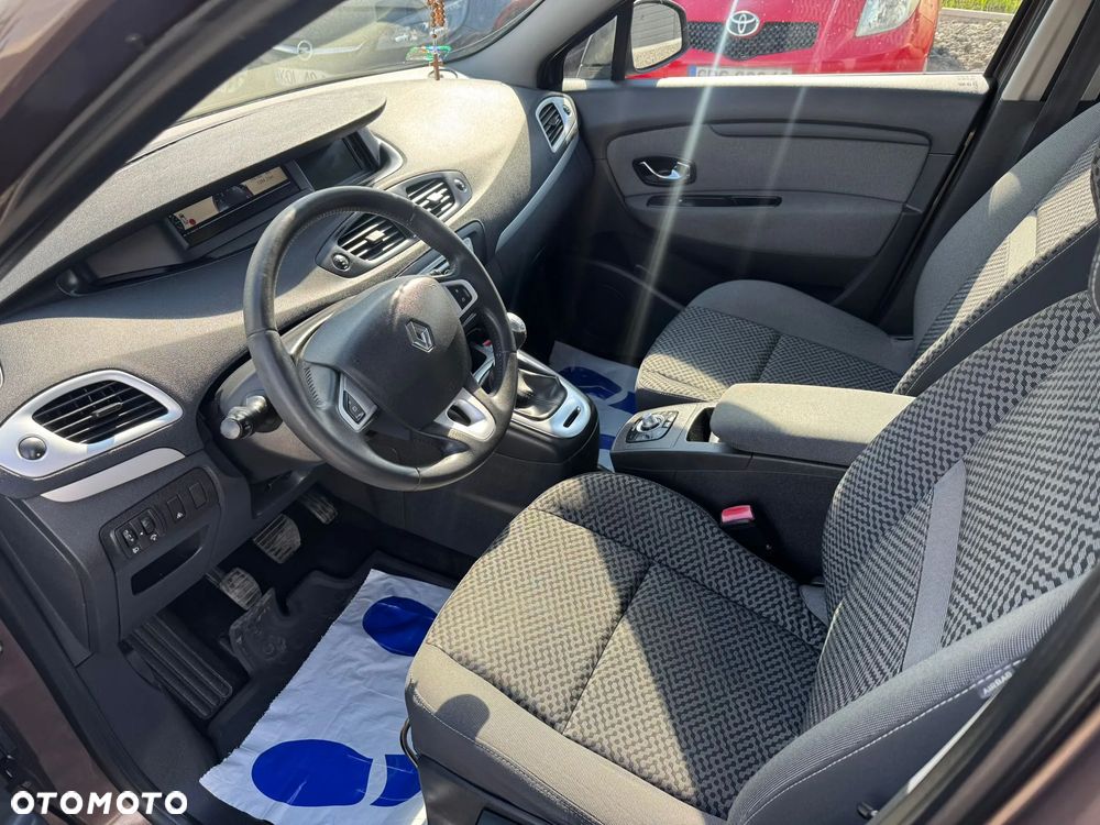 Renault Scenic 1.5dCi TomTom Edition - 8