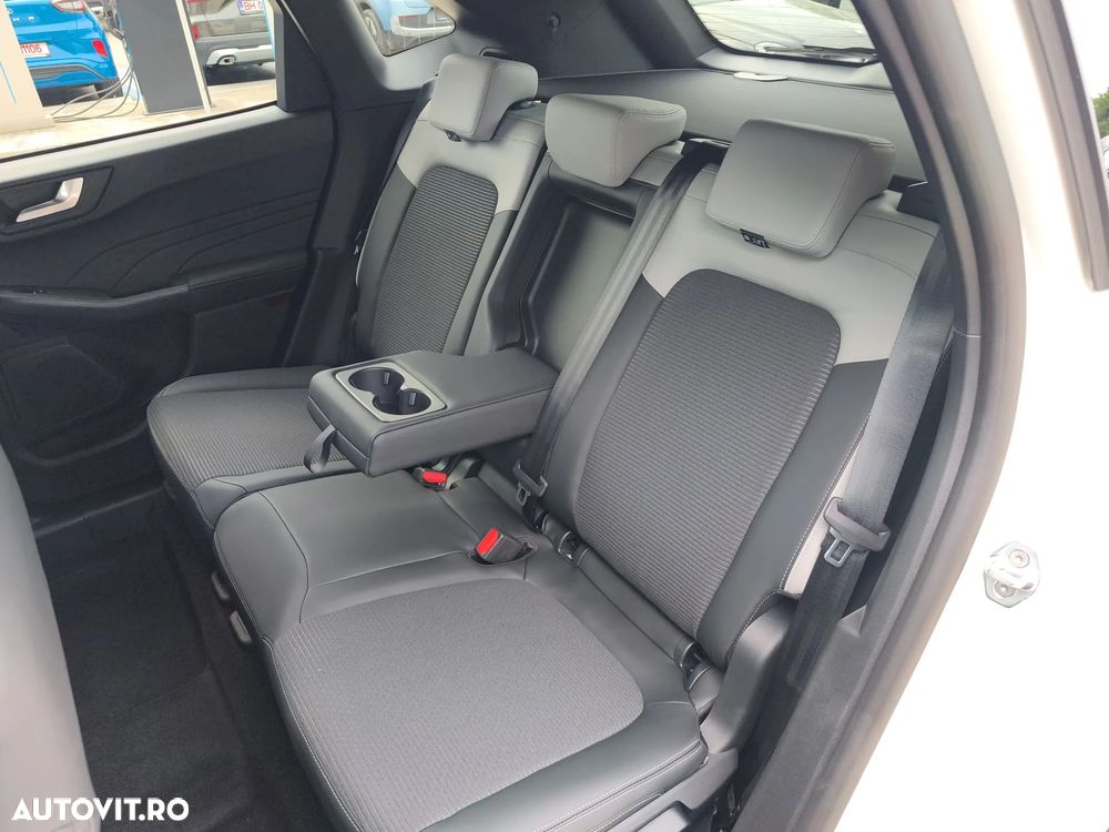 Ford Kuga 2.5 Duratec PHEV SOUND EDITION - 17