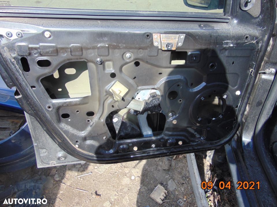 Macara geam Dacia Duster 2009-2016 macarale geamuri electrice fata stanga dreapta dezmembrez - 2