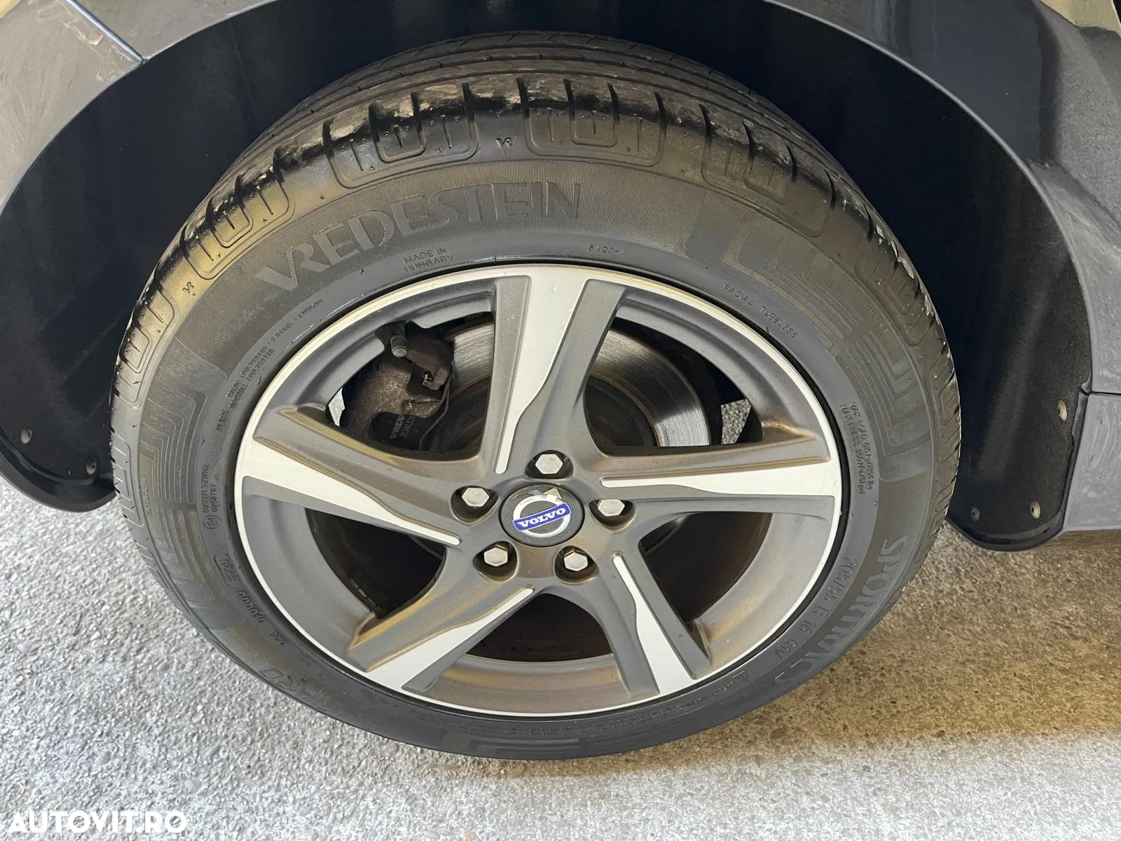 Volvo V40 - 9