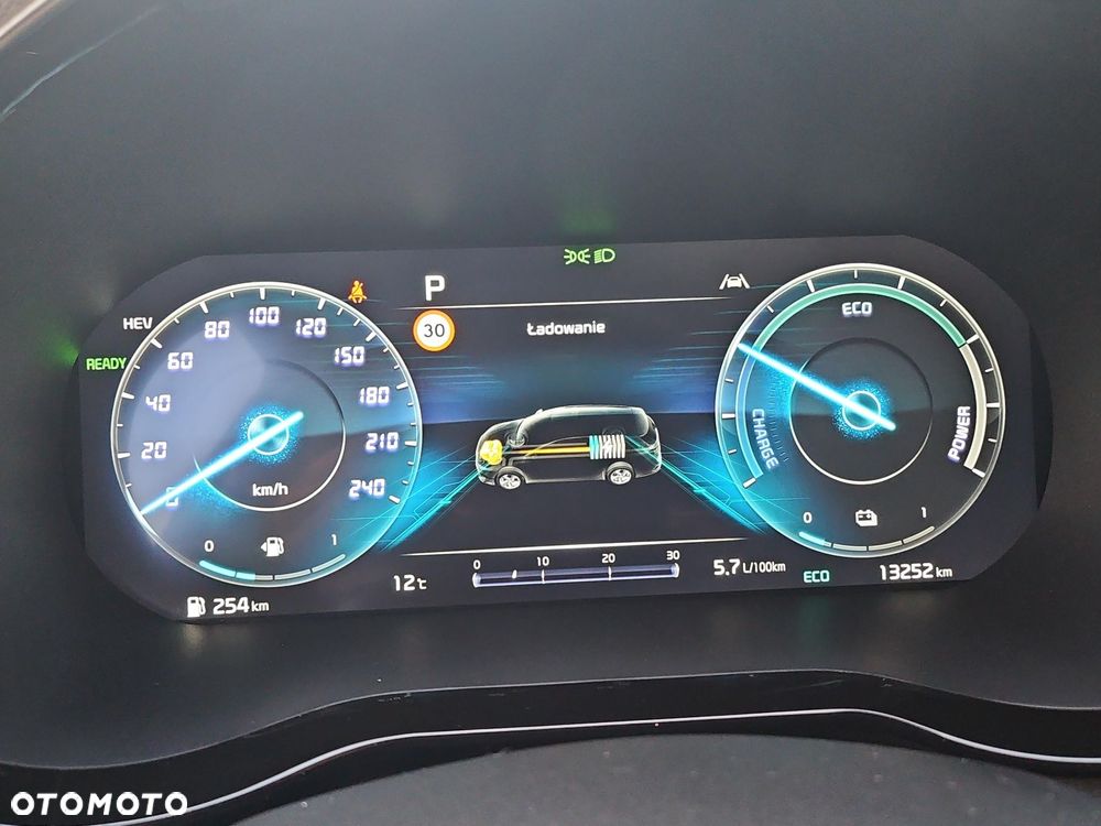 Kia Ceed 1.6 GDI PHEV Business Line DCT - 14