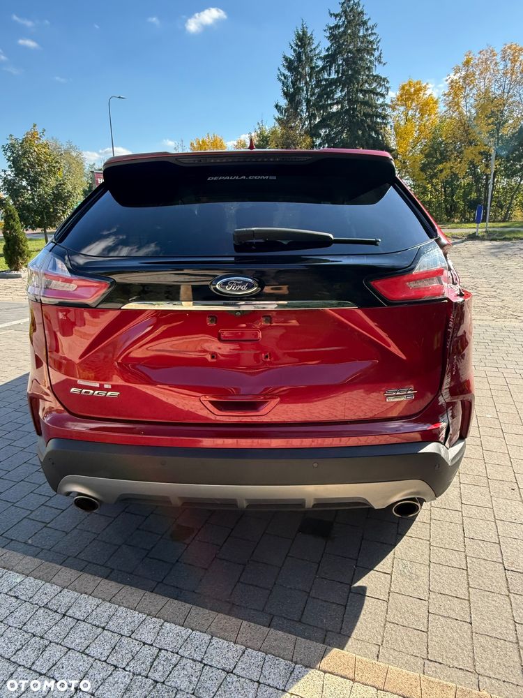 Ford Edge - 8