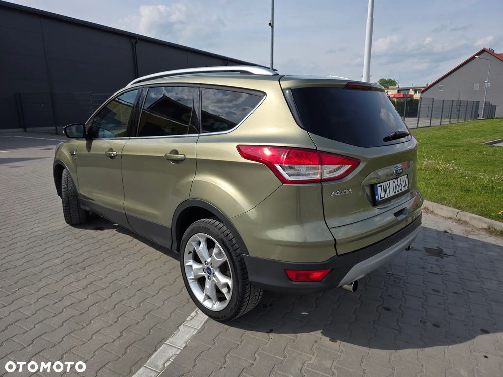 Ford Kuga 2.0 TDCi 4x4 Titanium - 22