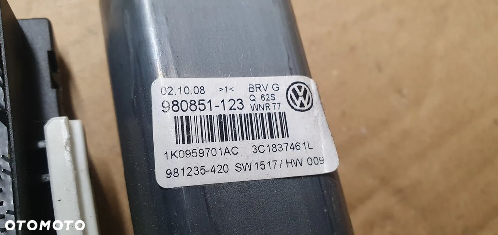Silniczek szyby lewy przód przedni lewy VW Passat B6 1K0959701AC - 6