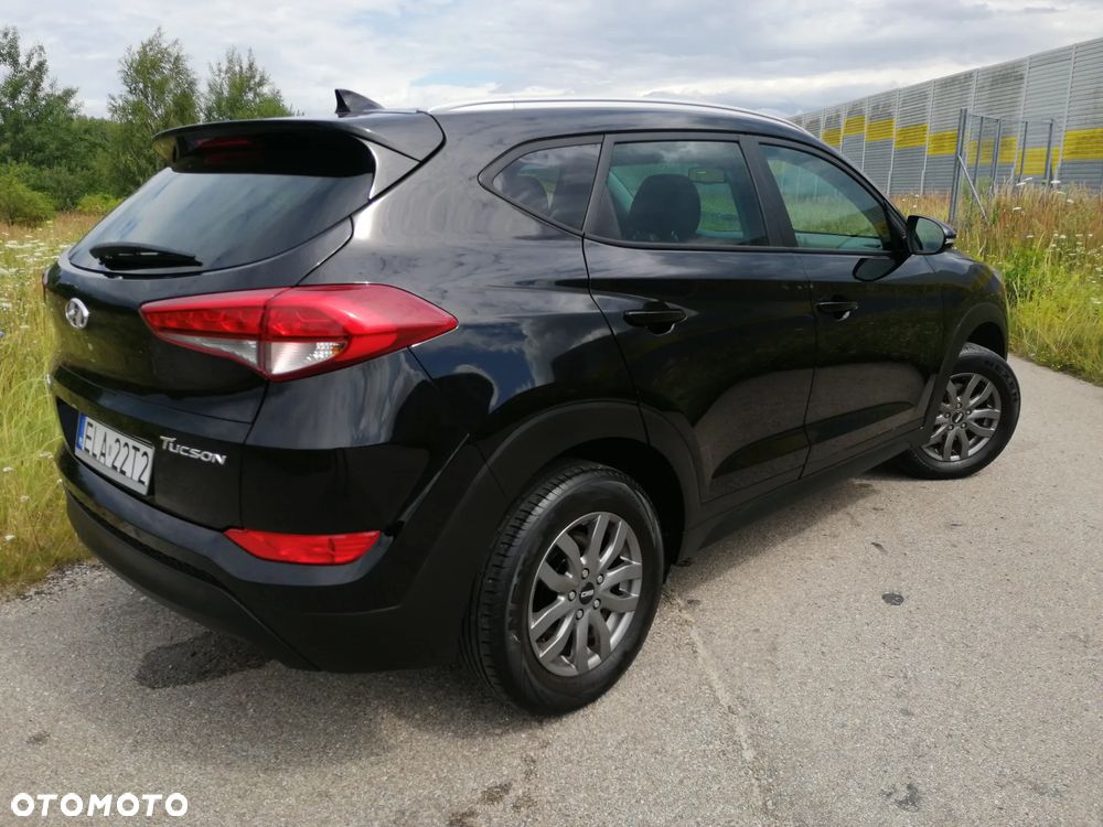 Hyundai Tucson blue 1.7 CRDi 2WD Advantage - 6