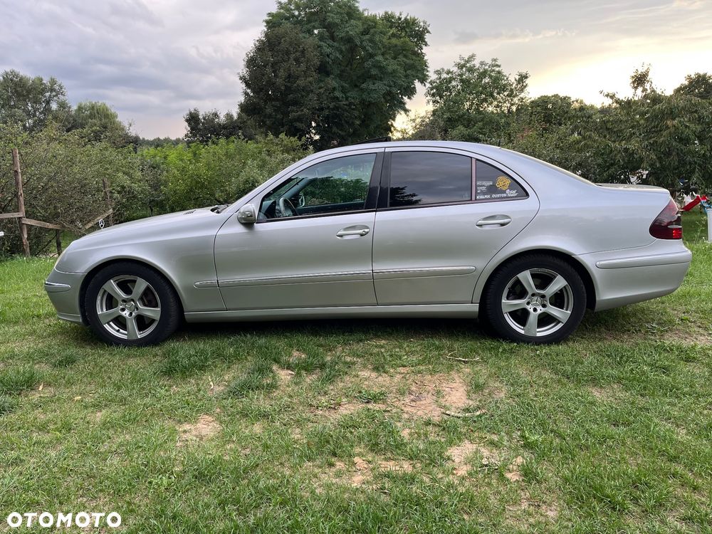 Mercedes-Benz Klasa E 500 4Matic Automatik Avantgarde - 5