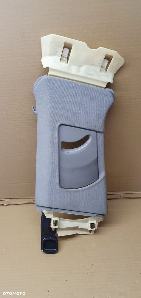 Osłona poszycie słupka lewa Audi A8 D3 4E0867239S - 1