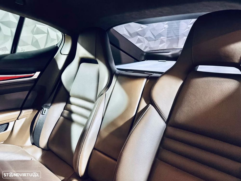 Porsche Panamera Diesel - 23