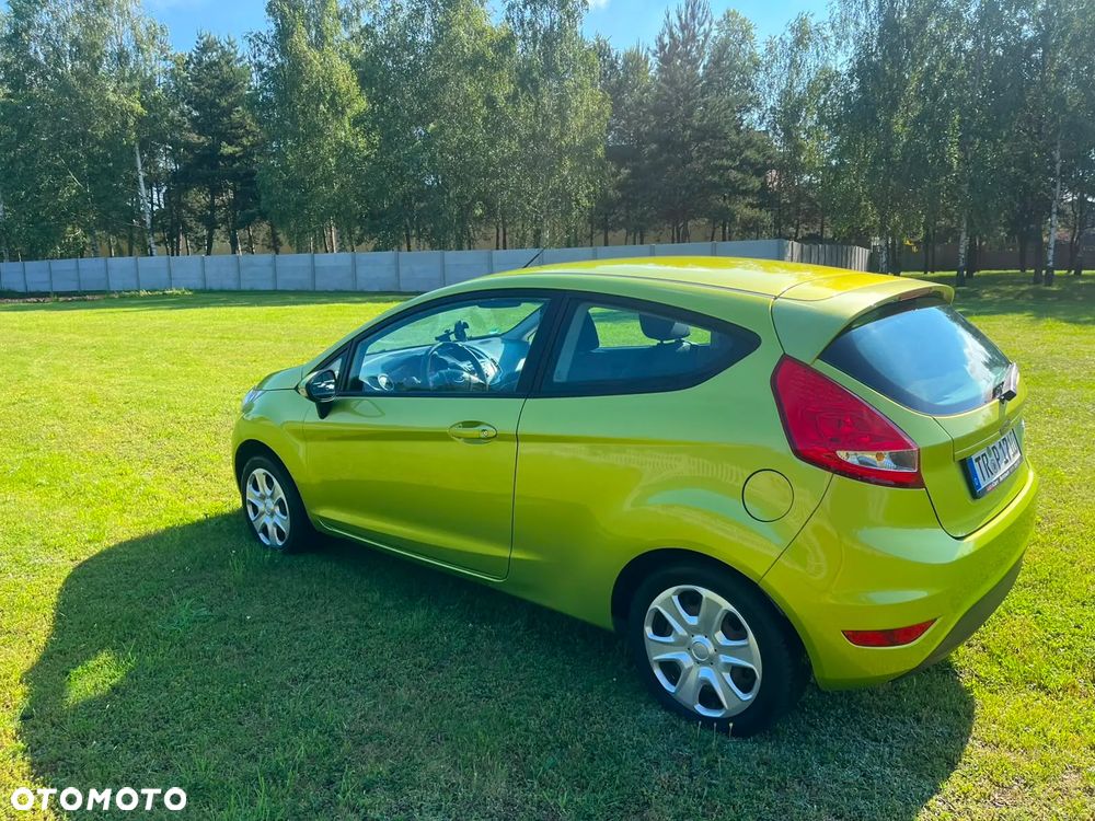 Ford Fiesta 1.4 Champions Edition - 26