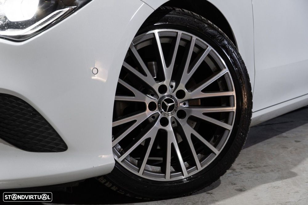 Mercedes-Benz CLA 200 d Shooting Brake Progressive Aut. - 45