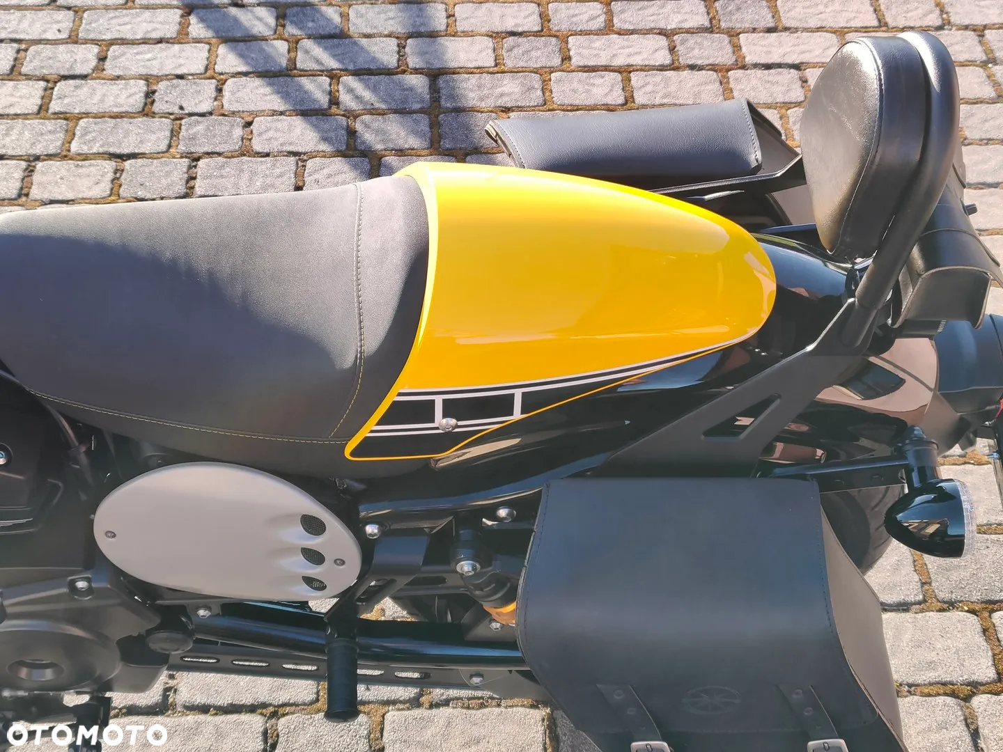 Yamaha XV - 11