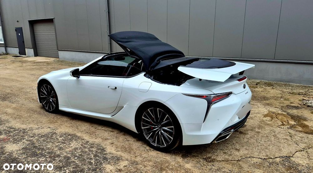 Lexus LC 500 Superturismo - 9