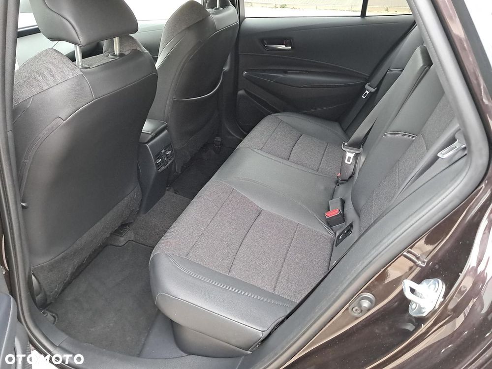 Toyota Corolla 1.8 Hybrid Comfort - 11