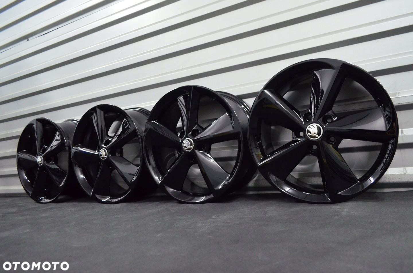 Felgi 5x112 R17 SKODA Octavia Superb Karoq Kodiaq ORYGINAŁ - 2
