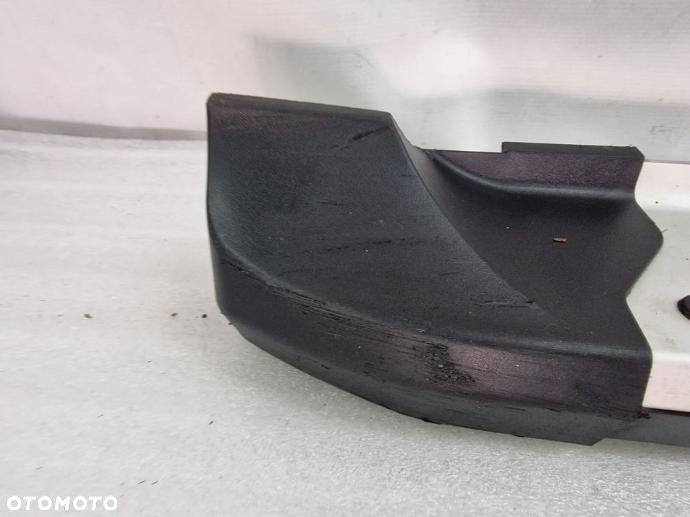 DACIA DUSTER II 17- LISTWA PROGOWA / STOPIEŃ , NR 8201700147 , NR AUKCJI PR396 - 18