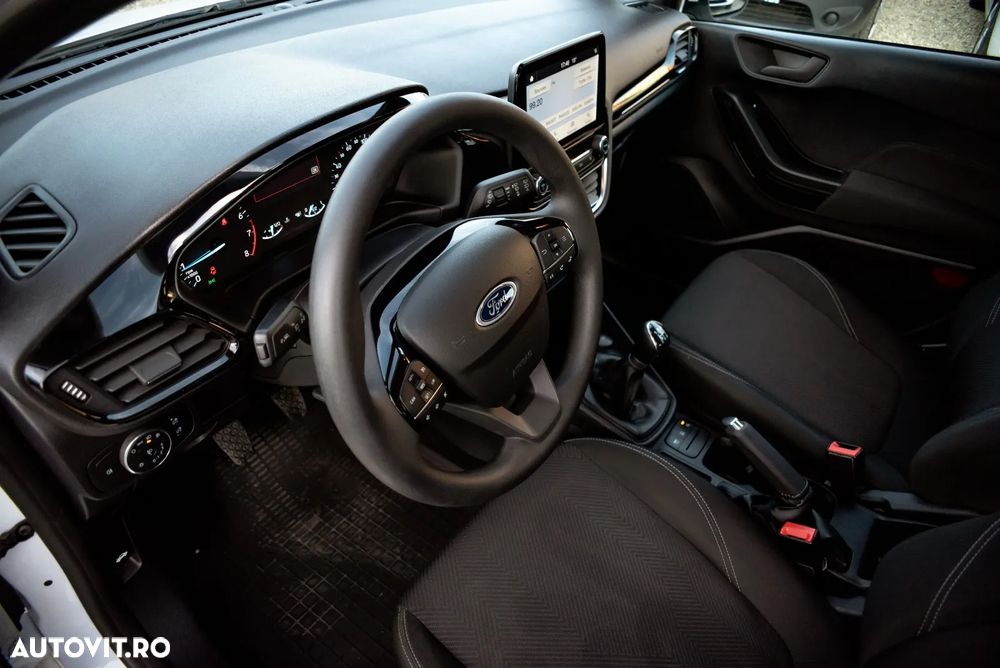 Ford Fiesta 1.1 Trend Connected - 11
