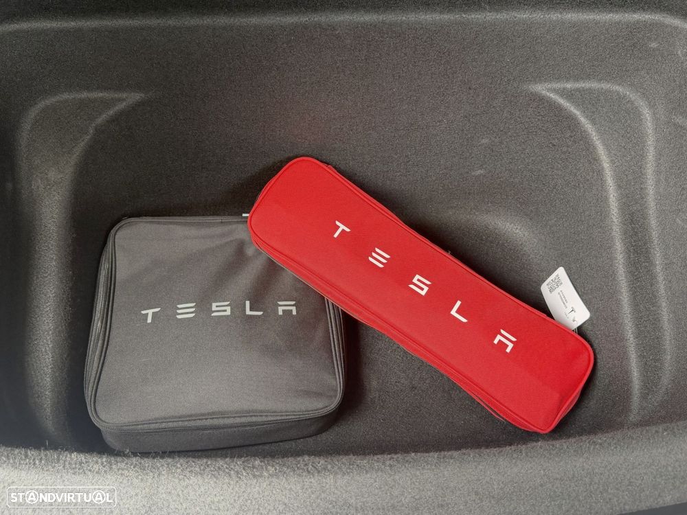 Tesla Model Y Tração Traseira - 41