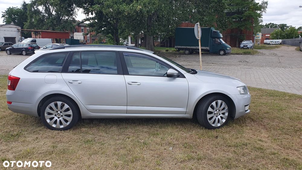 Skoda Octavia 1.6 TDI Ambition - 31