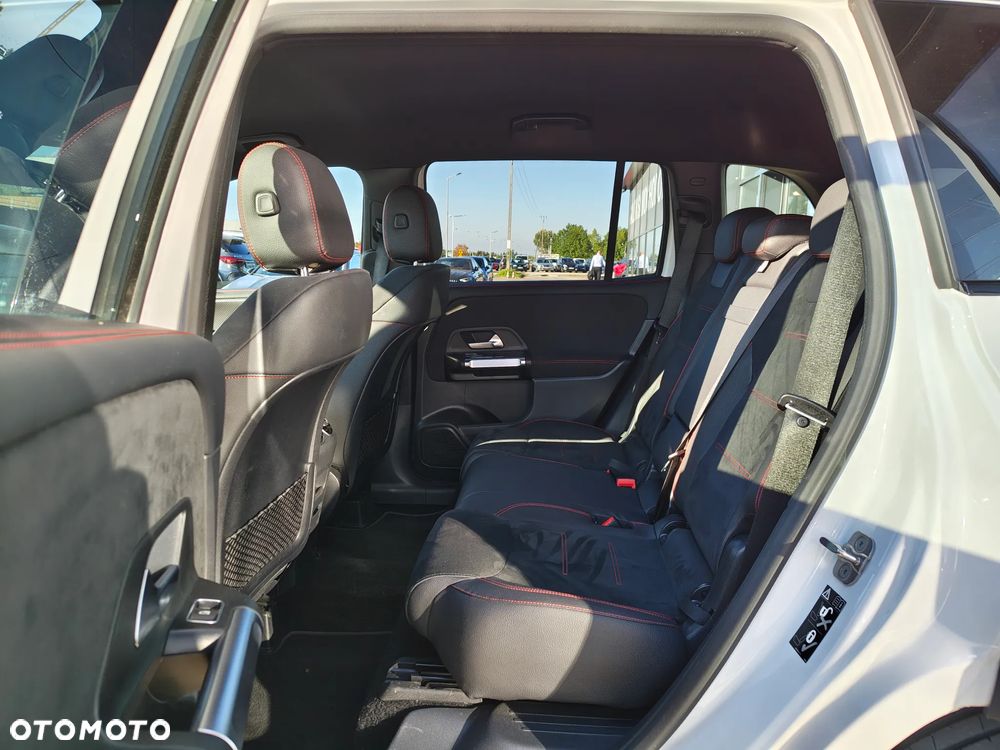 Mercedes-Benz GLB 200 mHEV AMG Line 7G-DCT - 15