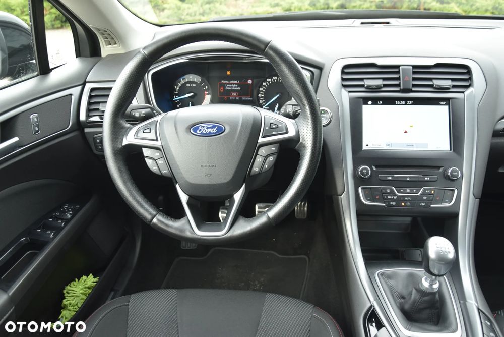 Ford Mondeo - 25