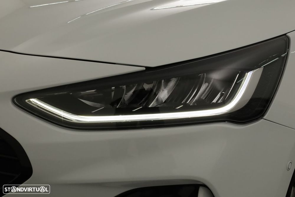 Ford Focus 1.0 EcoBoost MHEV ST-Line - 6