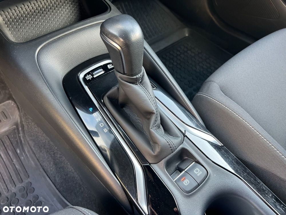 Toyota Corolla 1.8 Hybrid Comfort - 21