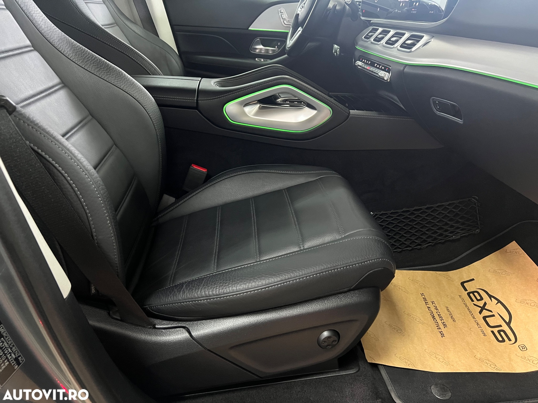 Mercedes-Benz GLE 300 d 4Matic 9G-TRONIC Exclusive - 4